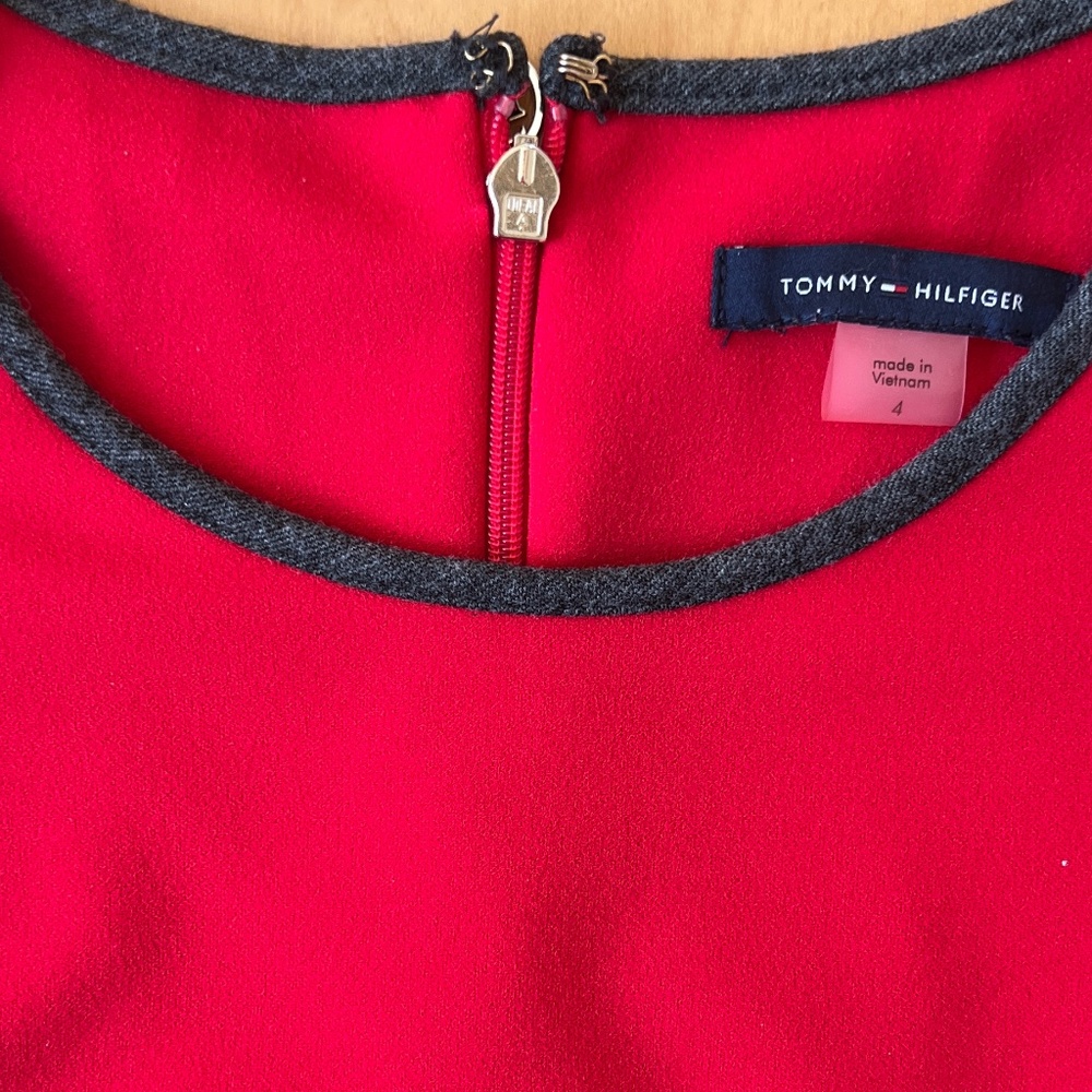 Tommy Hilfiger ~ Asymmetric Sheath Dress ~ Red ~ Size 4 - Picture 5 of 6